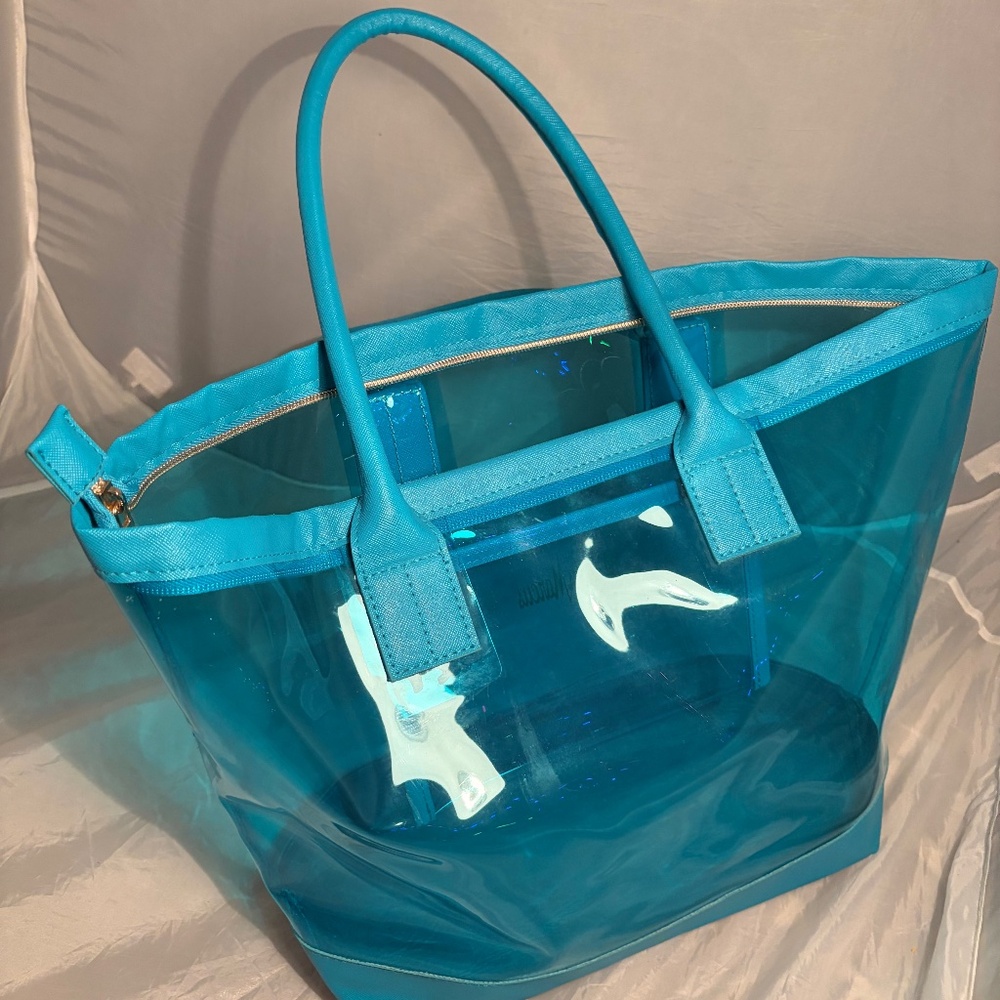 Neiman Marcus Women's Clear Vinyl Aqua Shoulder Tote with Zipper